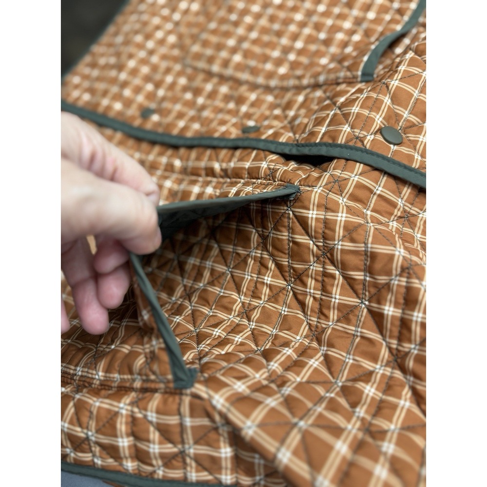 Lands' End Quilted Green Jacket with Orange Plaid Lining - Picture 10 of 13